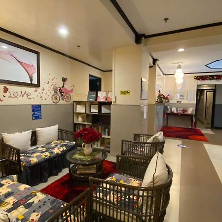 Amax Inn Makati Makati City Exteriör bild