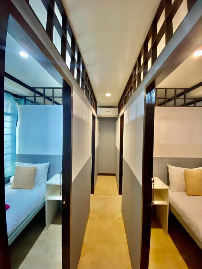 Amax Inn Makati Makati City Exteriör bild